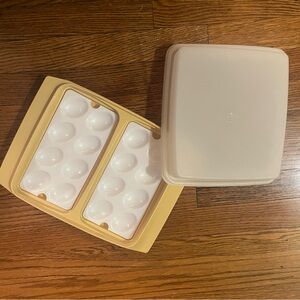 Vintage Tupperware Deviled Egg Carrier Travel Storage Container